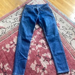 Skinny mid-rise denim